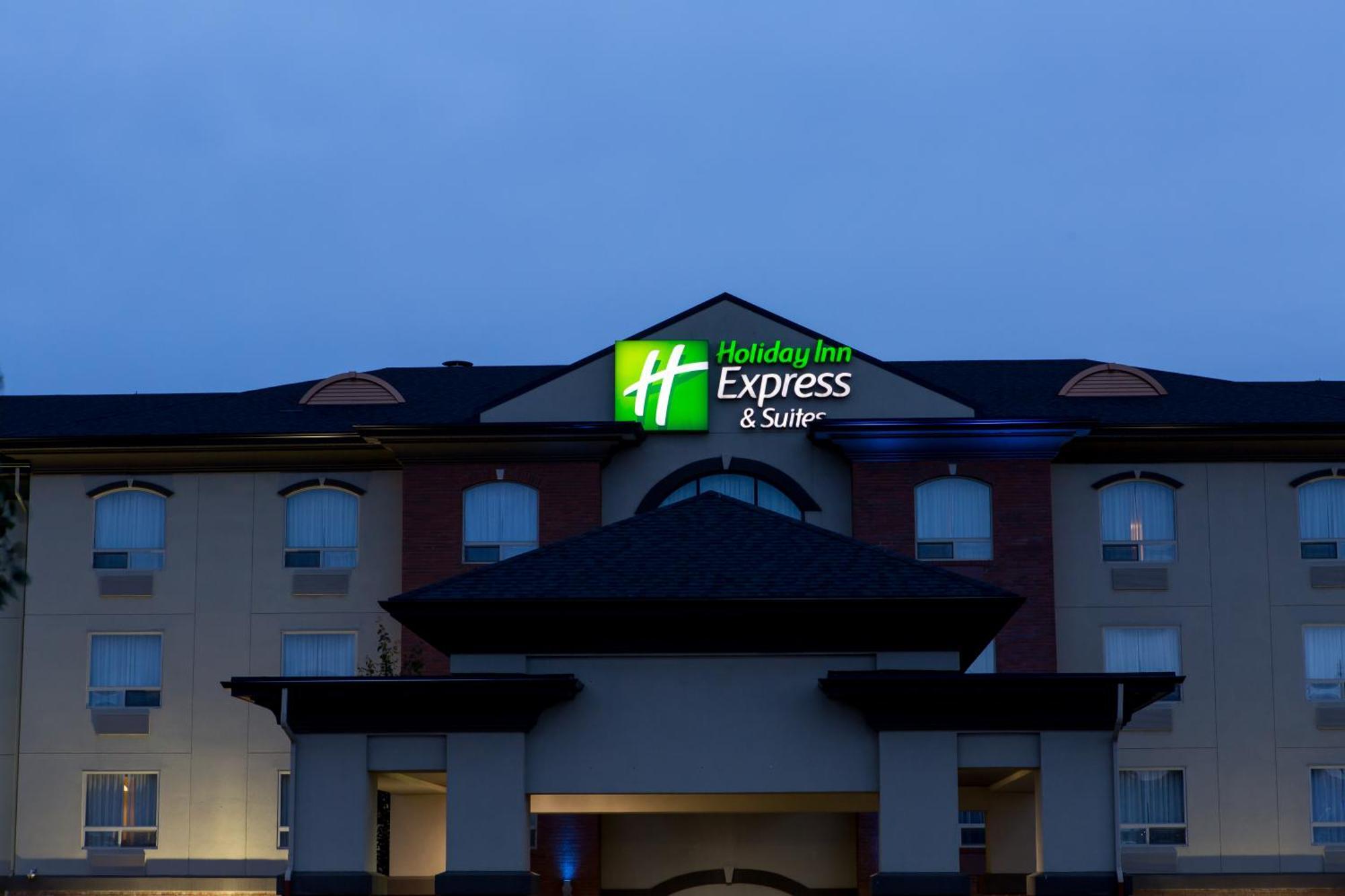 Holiday Inn Express & Suites Drayton Valley By Ihg Exteriér fotografie