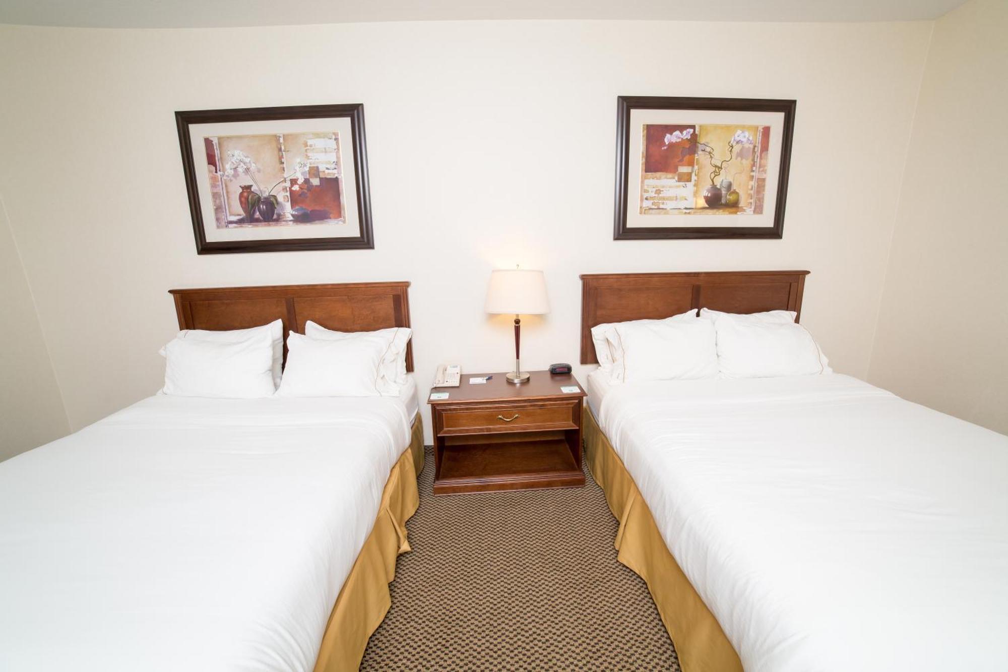 Holiday Inn Express & Suites Drayton Valley By Ihg Exteriér fotografie