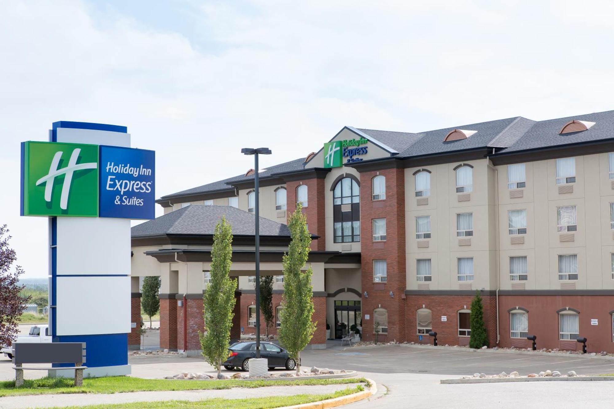 Holiday Inn Express & Suites Drayton Valley By Ihg Exteriér fotografie