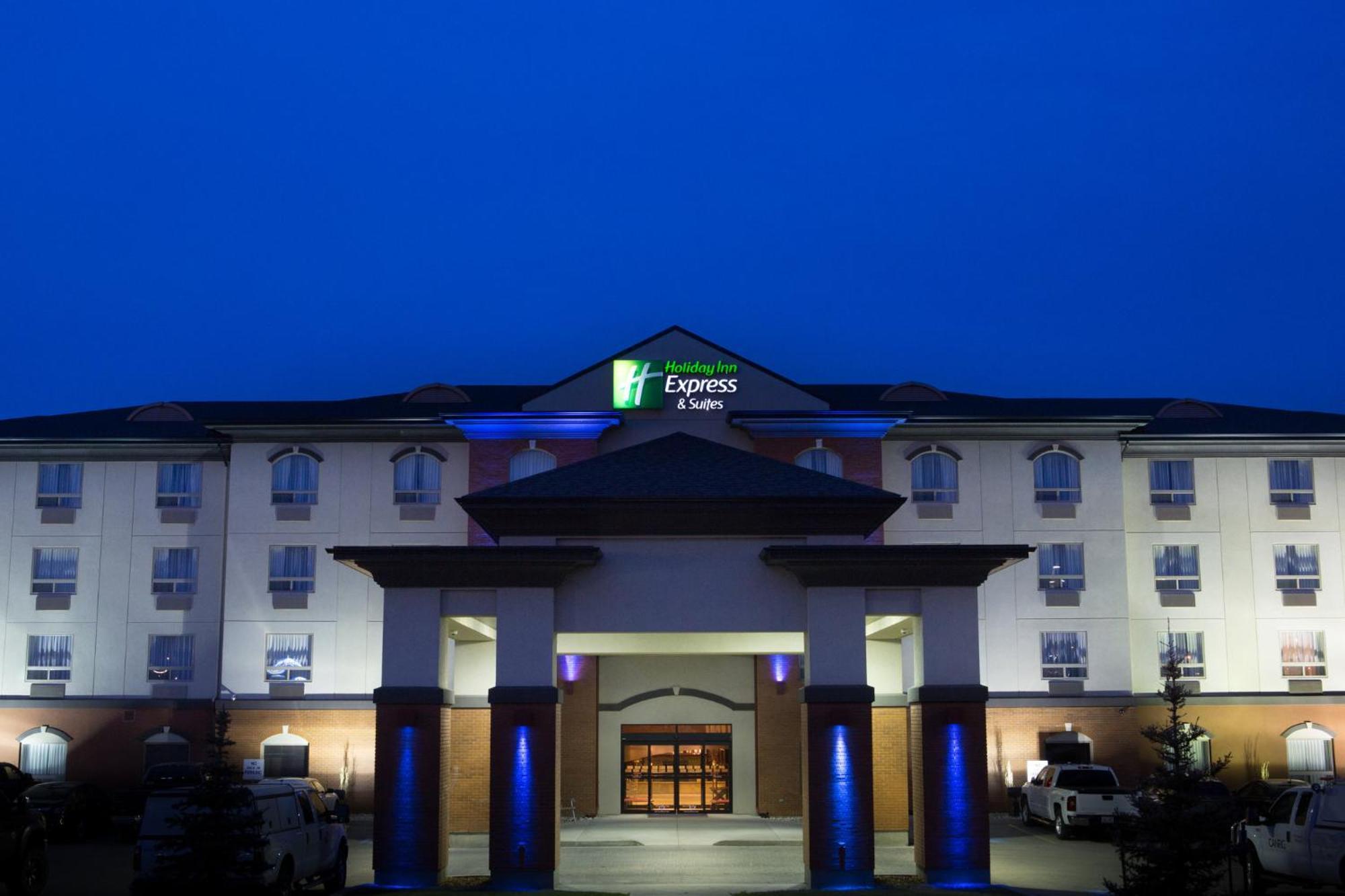 Holiday Inn Express & Suites Drayton Valley By Ihg Exteriér fotografie